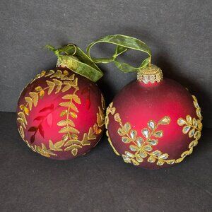 Frontgate Red Glass Christmas Ornaments Set Of 2 Gold Leaf Jeweled Design 4 Inch
